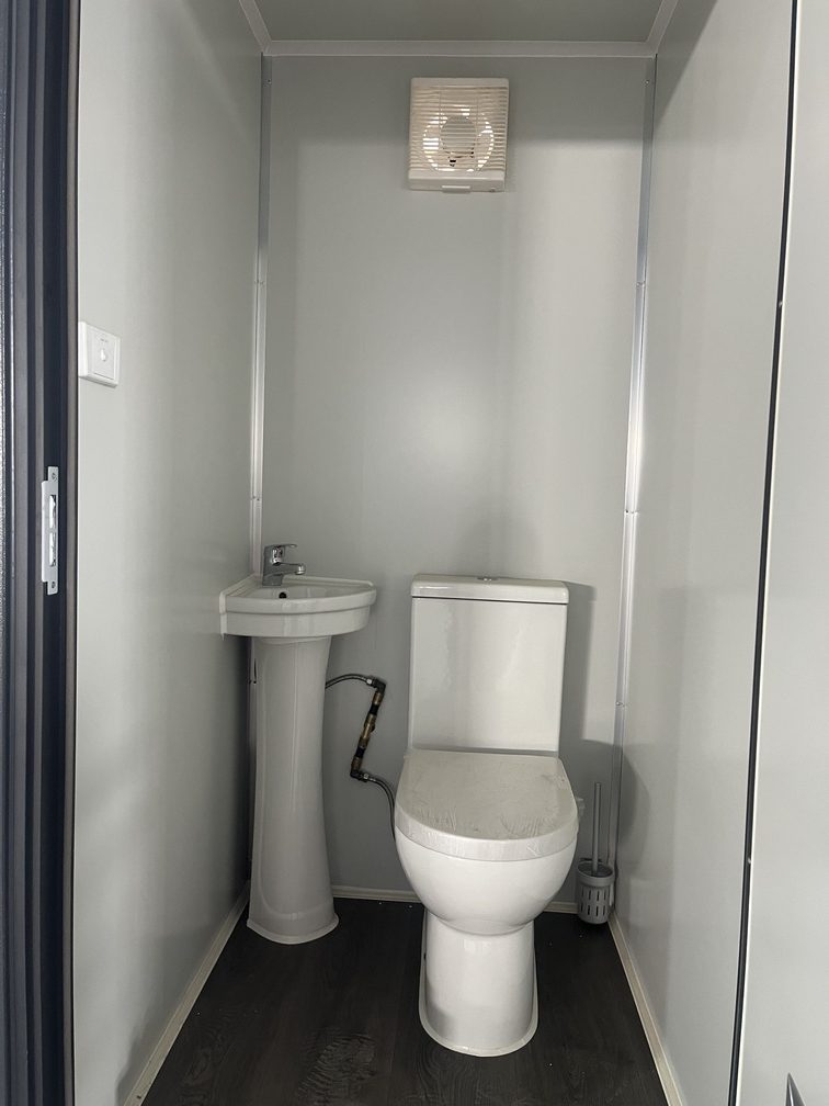 portable toilet v2—single toilet portable toilet v2—single toilet