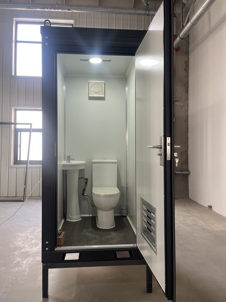 portable toilet v2—single toilet portable toilet v2—single toilet